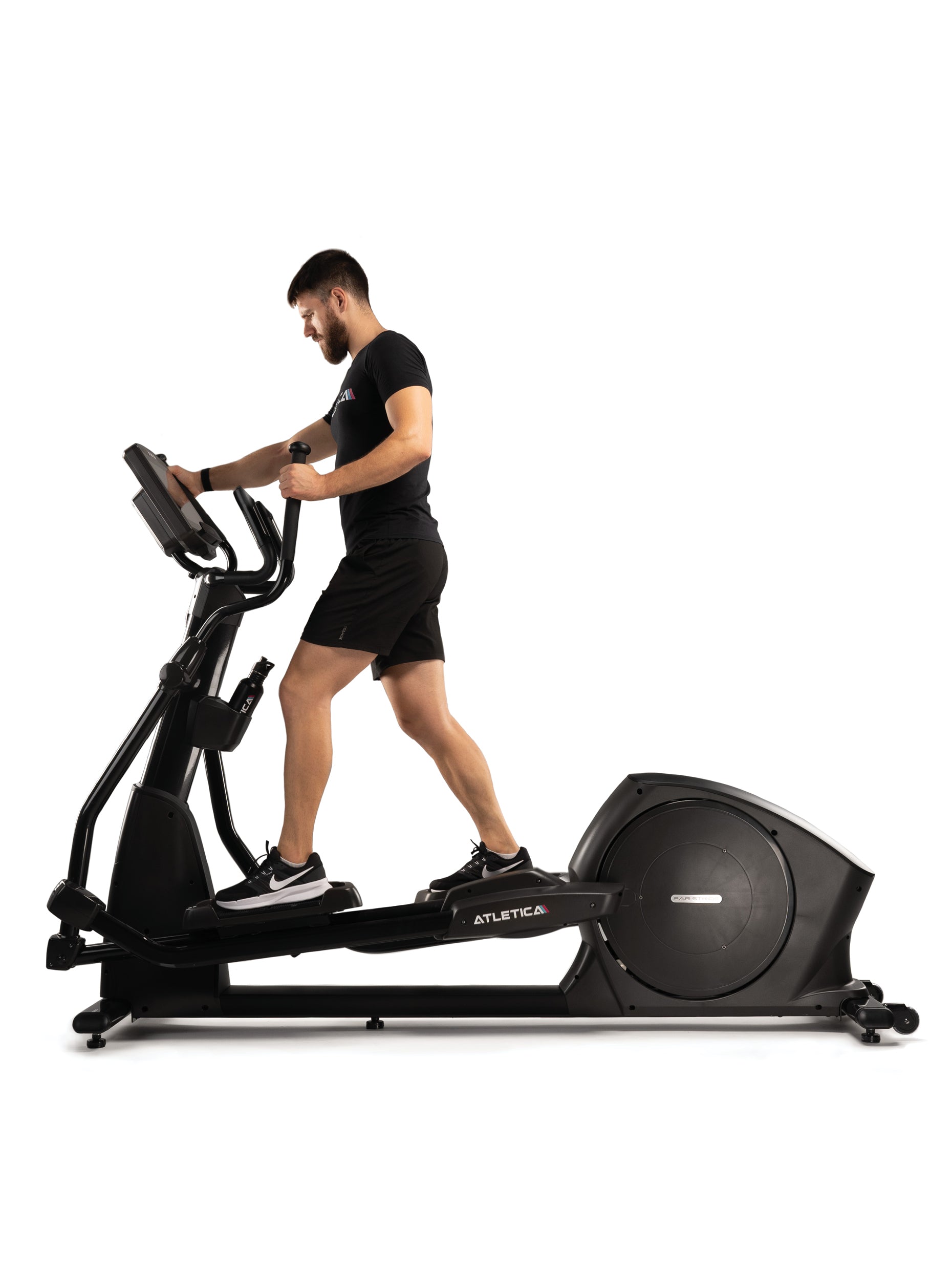 Far-Stride Crosstrainer: Rutschfeste Pedale in Übergröße und ergonomisches Design mit Einstellungsfunktionen an den Griffen