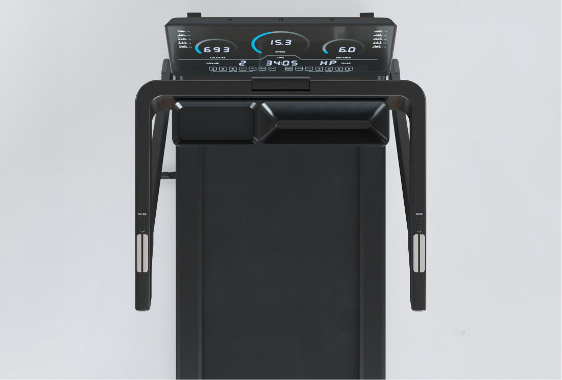 Laufband Flash: Lauffläche, Handgriffe und Display