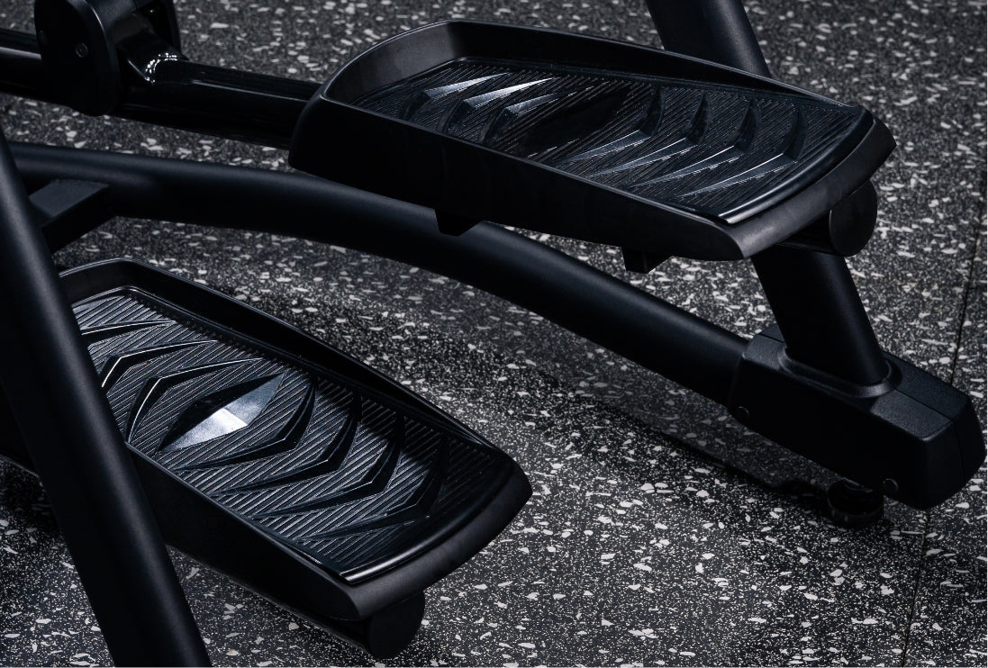 Power Stride Cardiogerät: Natürliche und komfortable Pedalausrichtung 