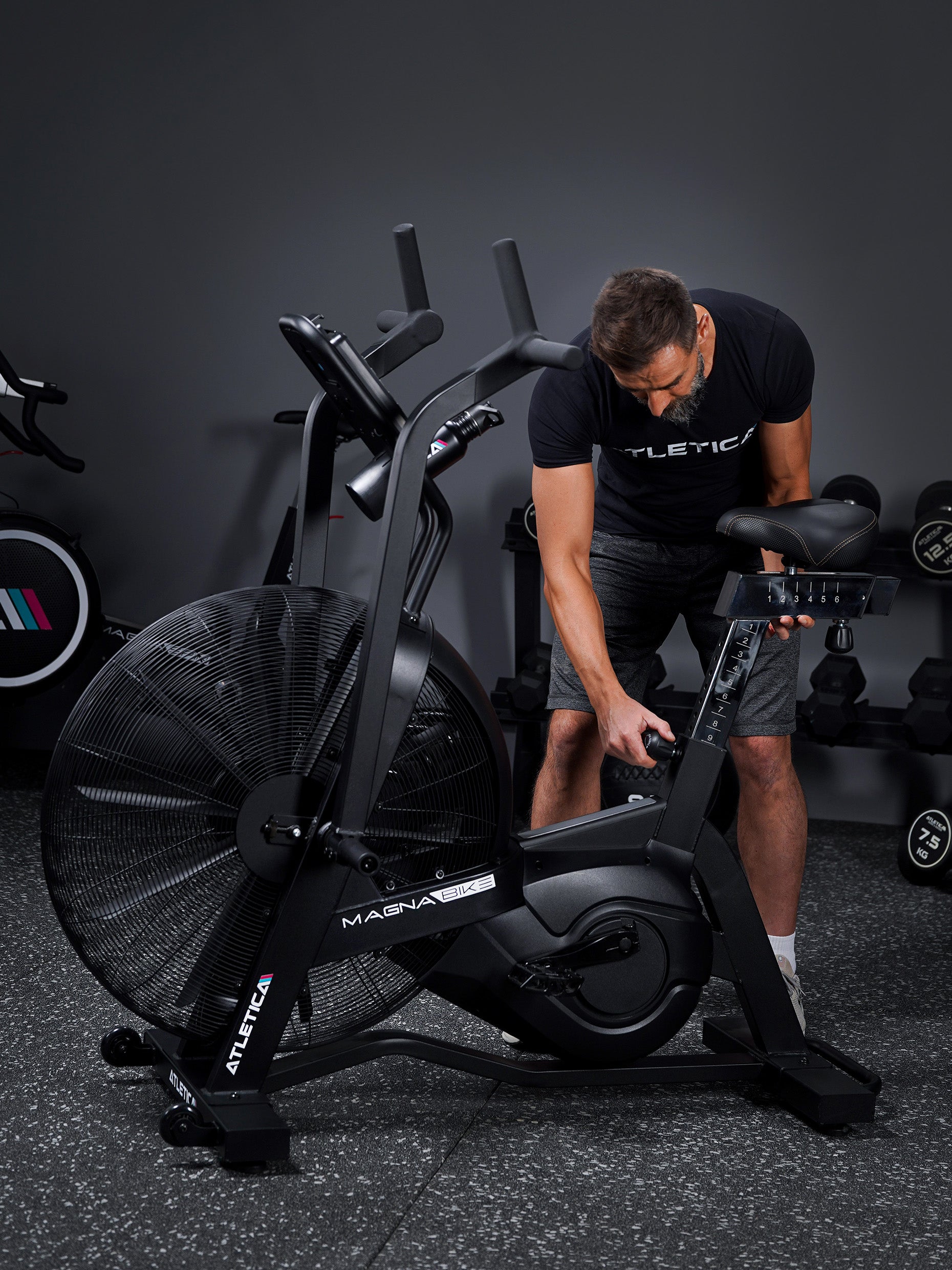 MagnaBike Air Bike Sitzverstellung