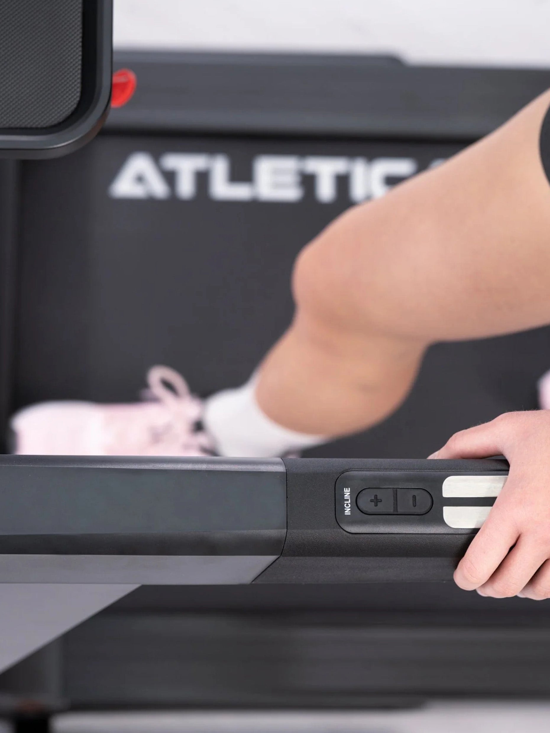 Laufband Cardiogerät FastTrack: Wireless Charging