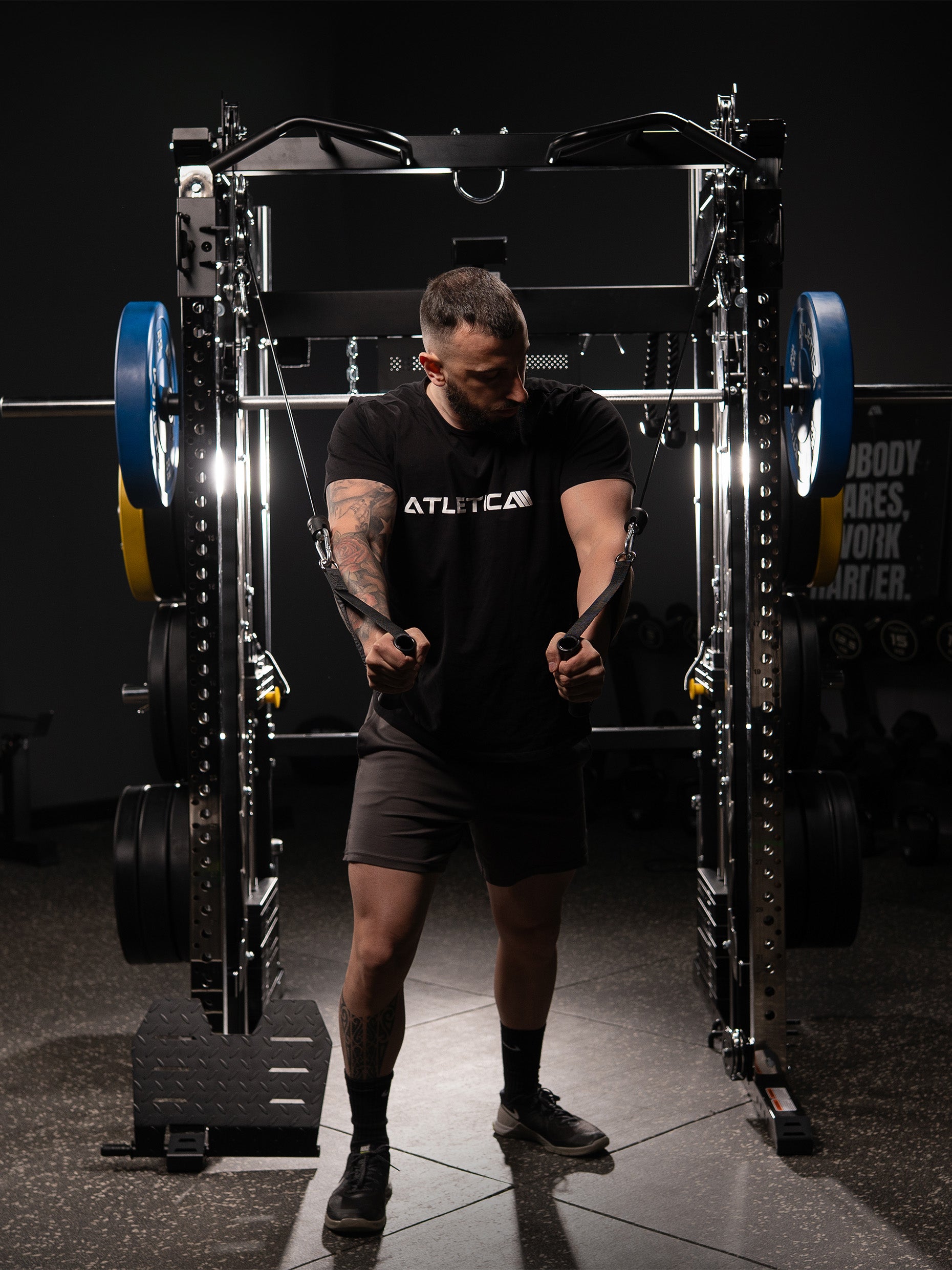 Cable Fly an der Fallout Kraftstation von Atletica