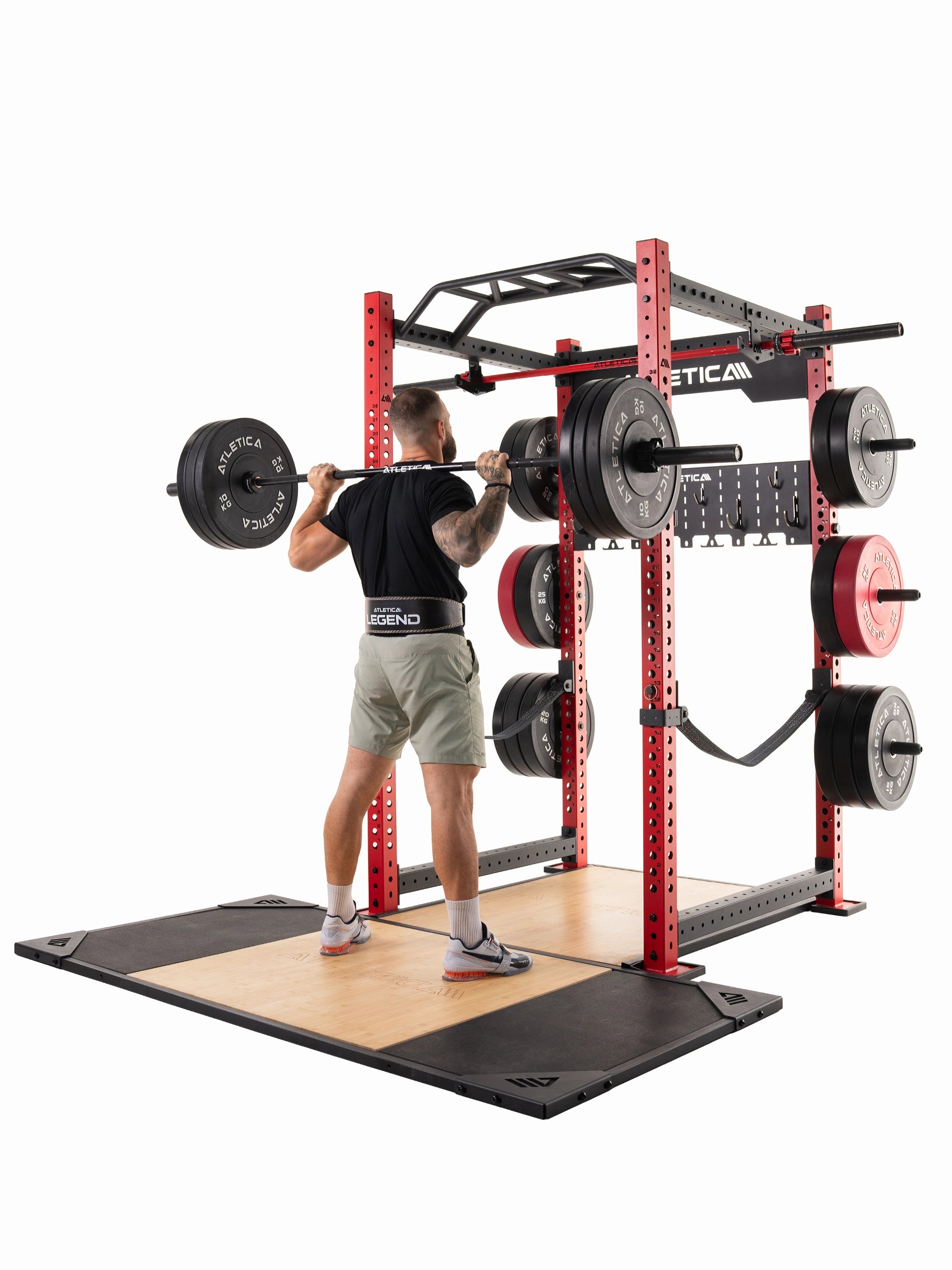 Back Squat auf der Kreuzheben Plattform von Atletica