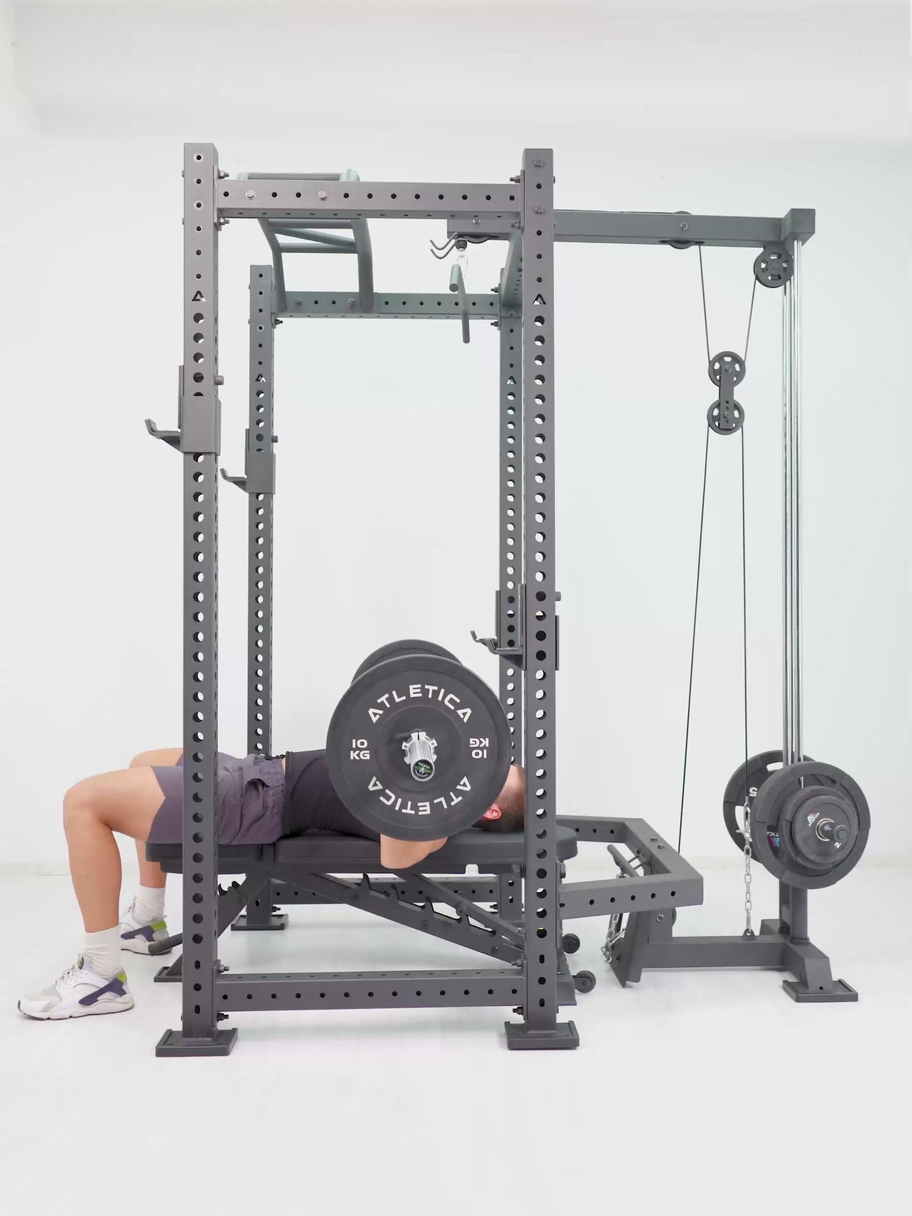 Power Rack R8-BlackHawk: Plate Loaded mit Latzug & Rudereinheit 