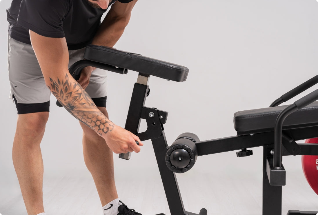 Multitrainer von Atletica: Schnelle Umbau-Funktion durch einfache Steckverschlüsse