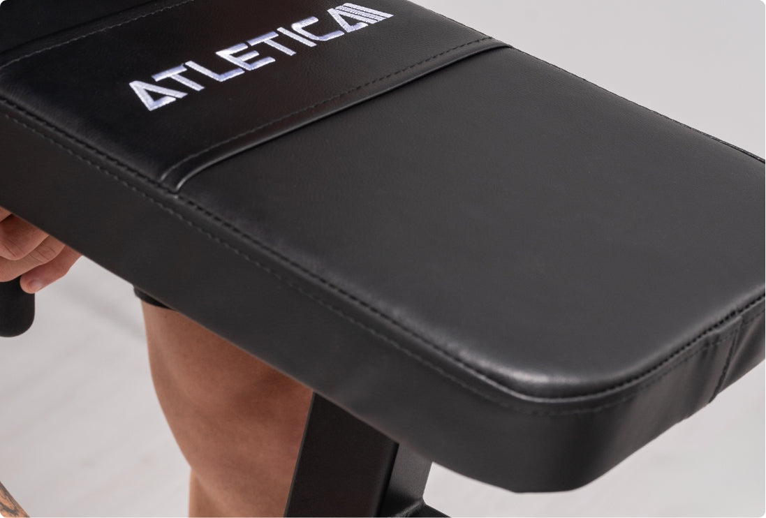 Fullbody Multitrainer: Dicke, ergonomische Polsterung 