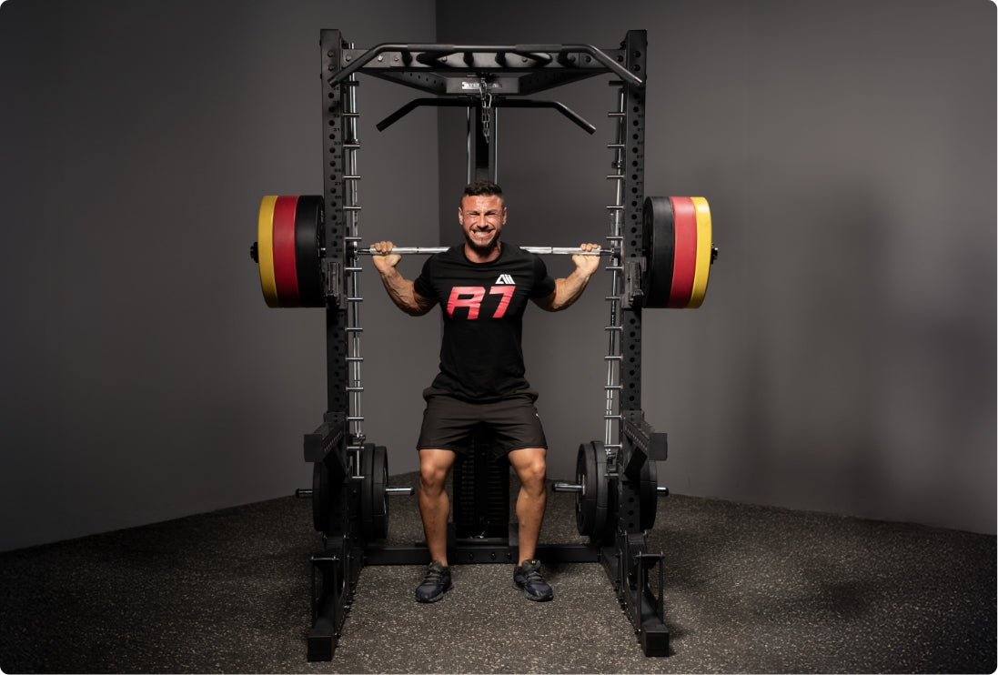 Squat Rack R7 Nemesis mit Multipresse für Back Squats und andere Langhantelübungen