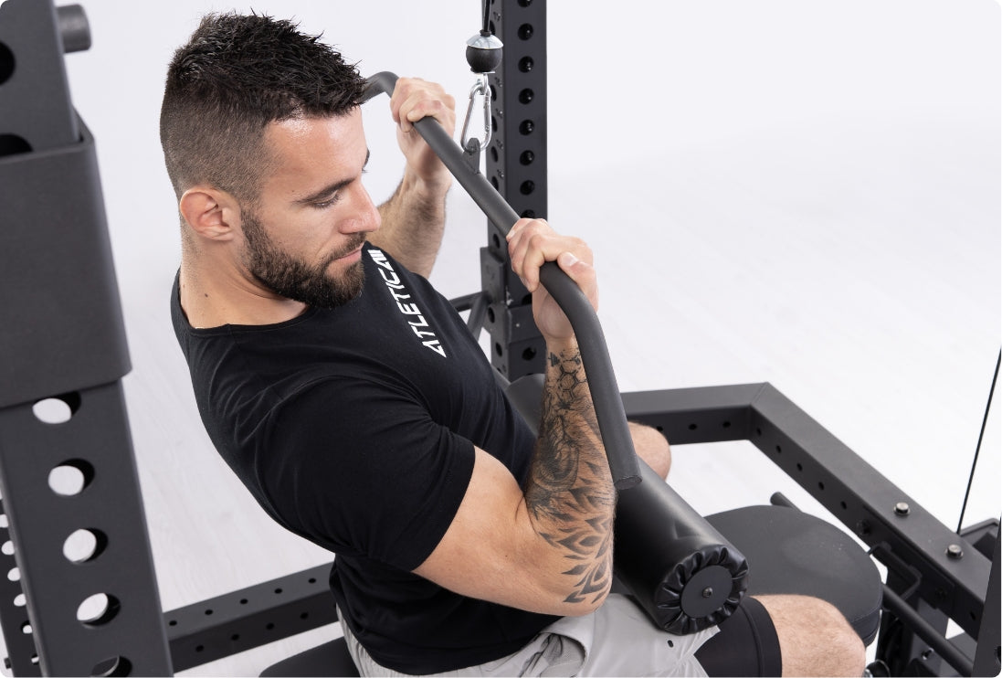 Power Rack R8 BlackHawk: Latziehen